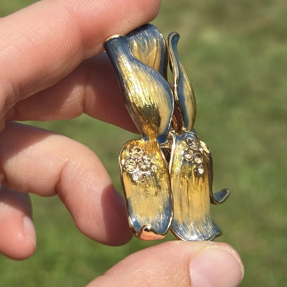 Vintage Monet Enamel Brooch Floral Gradient Blue Petals